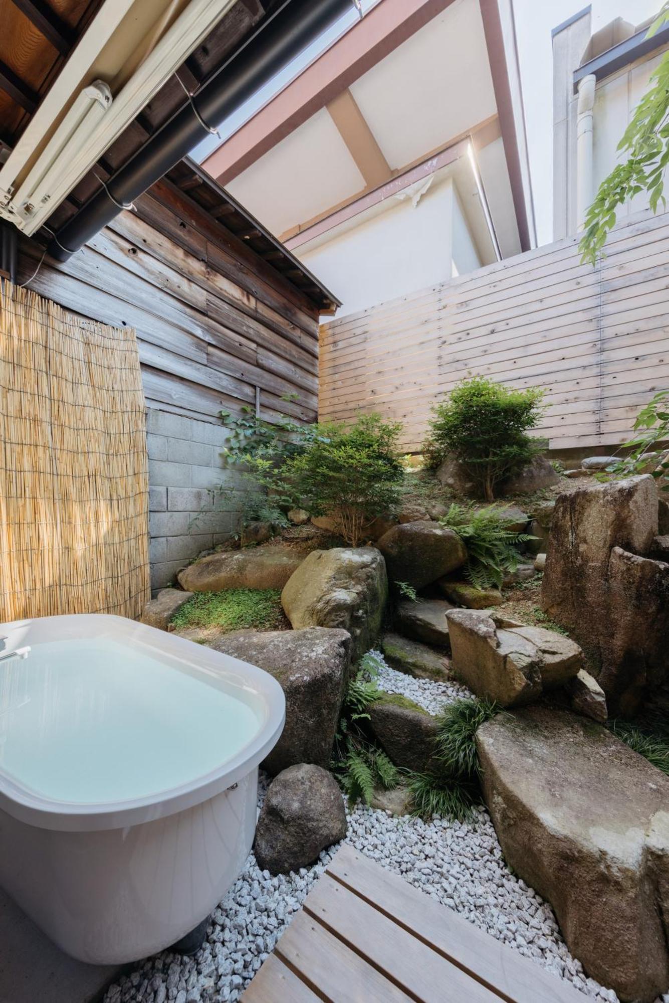 Guest House Hinata - Japanese House With Sauna And Open-Air Bath Такаяма Экстерьер фото